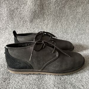 UGG Maksim Chukka Men's Boots Black Leather Lace-Up Comfort Size 11 Casual Shoes